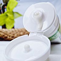 Cannalab Organics 3σε1 Απαλό Γαλάκτωμα Καθαρισμού και Τόνωσης με Αλόη και Πορτοκάλι Σικελίας - 125ml